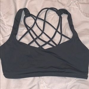 Lululemon free to be bra